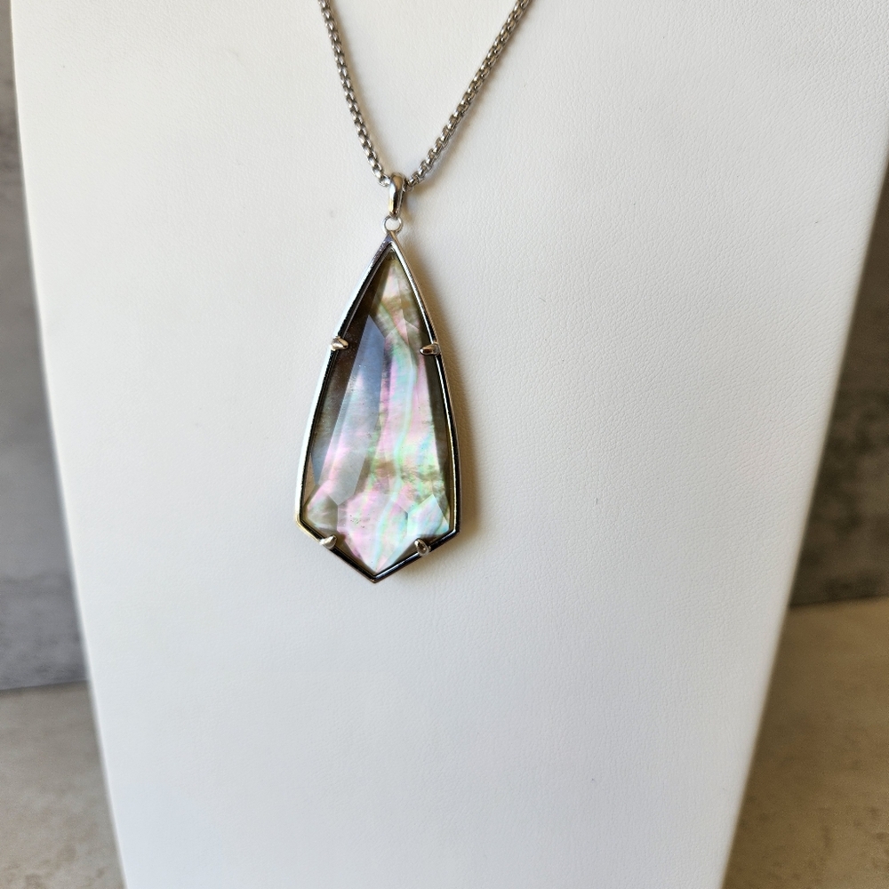 Kendra Scott Carole Crystal Gray Illusion Pendant Silver Tone Necklace RETIRED